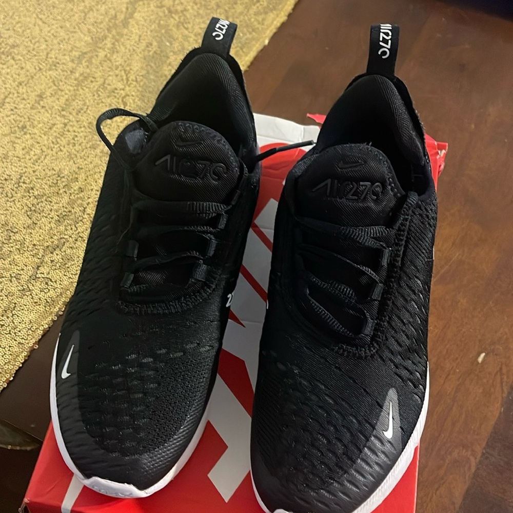 Nike Air Max 270